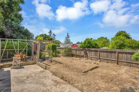 215 E Spring St, Napa, CA 94559 photo 20