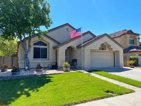 321 Mayfield Cir, Suisun City, CA 94585