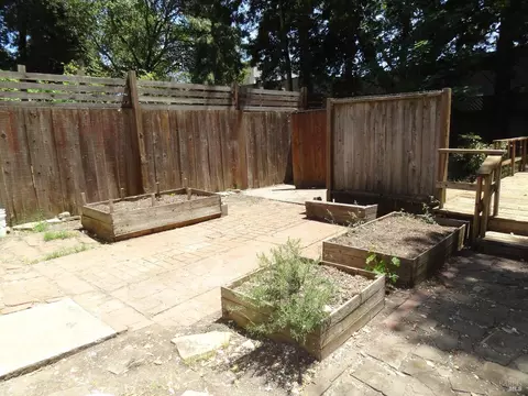 228 Carrillo St, Santa Rosa, CA 95401 photo 29