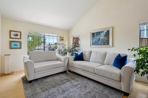 160 Commodore Ct, Vallejo, CA 94591 photo 6