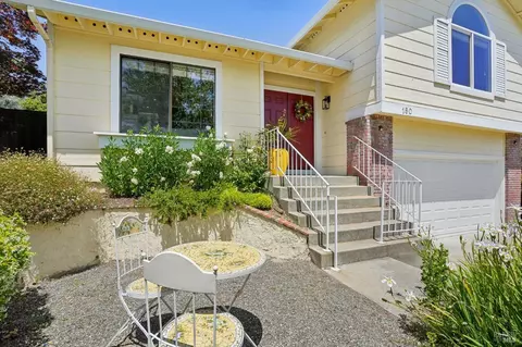 160 Commodore Ct, Vallejo, CA 94591 photo 3