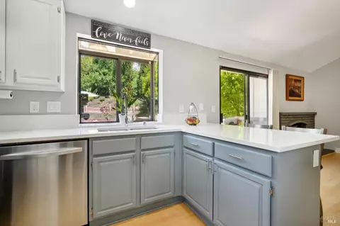 160 Commodore Ct, Vallejo, CA 94591 photo 18