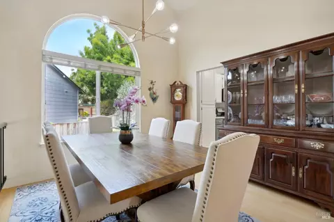 160 Commodore Ct, Vallejo, CA 94591 photo 8