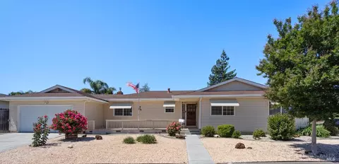 2197 Kaywoodie St, Napa, CA 94558
