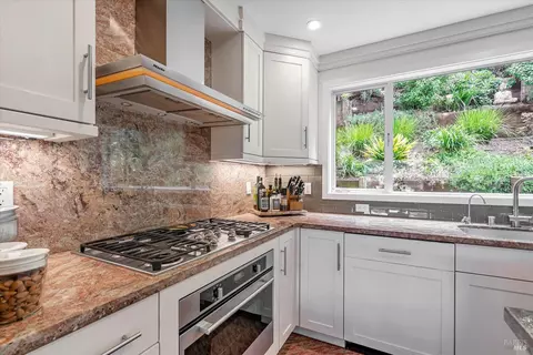 60 Edwards Ave, Sausalito, CA 94965 photo 8