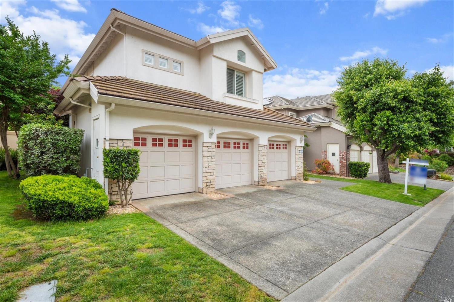 3259 Glen Abbey Dr, Fairfield, CA 94534 | 73 Photos - Movoto