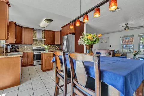 101 Merrimac Ct, Vallejo, CA 94589 photo 3