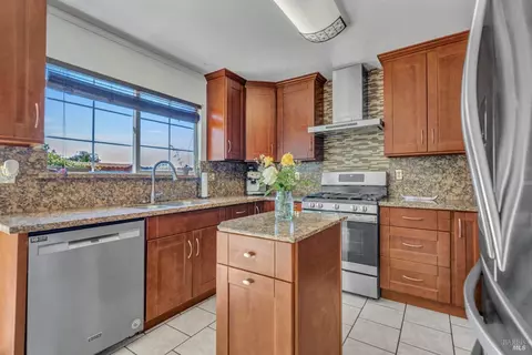 101 Merrimac Ct, Vallejo, CA 94589 photo 7
