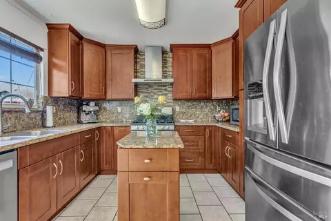 101 Merrimac Ct, Vallejo, CA 94589 photo 5
