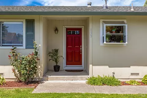 133 Windsor Palms Dr, Windsor, CA 95492 photo 3