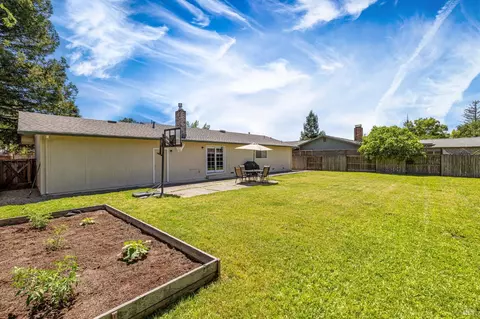 133 Windsor Palms Dr, Windsor, CA 95492 photo 20