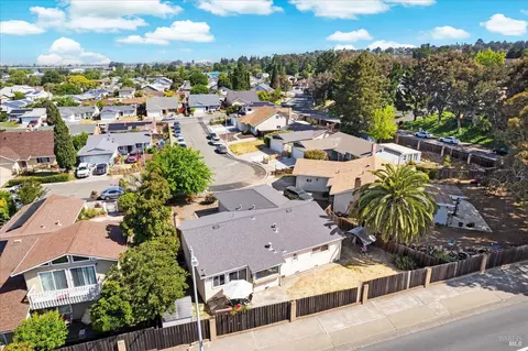 151 Inverness Dr, Vallejo, CA 94589 photo 39