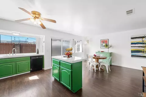 151 Inverness Dr, Vallejo, CA 94589 photo 10