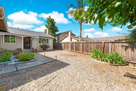 151 Inverness Dr, Vallejo, CA 94589 photo 3