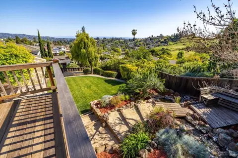3654 Arcadian Dr, Castro Valley, CA 94546