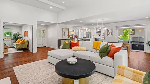 331 Stone Creek Cir, Santa Rosa, CA 95409