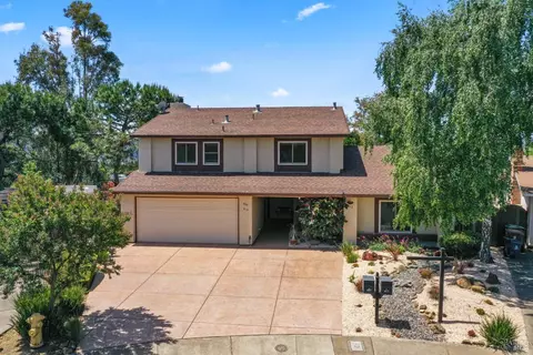 407-413 Rinconada Ct, Benicia, CA 94510