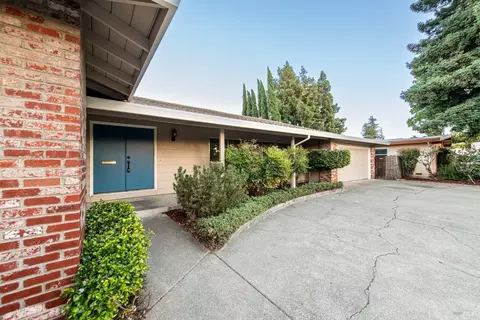 1630 Richards Ct, Fairfield, CA 94533 photo 2