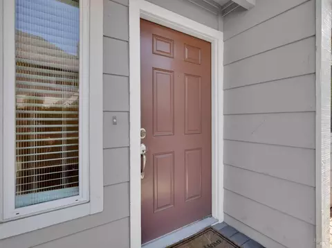 367 Seaport Dr, Vallejo, CA 94590 photo 3