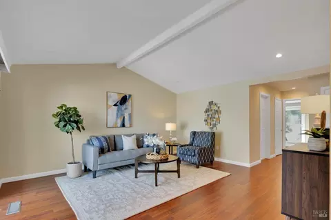367 Seaport Dr, Vallejo, CA 94590 photo 10