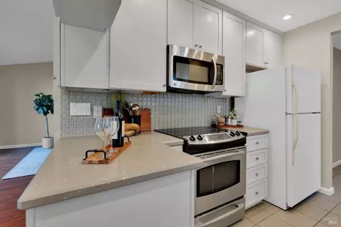 367 Seaport Dr, Vallejo, CA 94590 photo 8