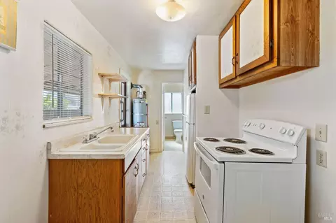 436 Charles St, Cloverdale, CA 95425 photo 5