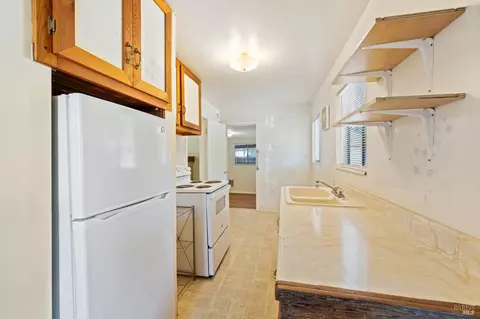 436 Charles St, Cloverdale, CA 95425 photo 6