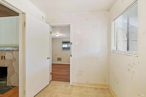 436 Charles St, Cloverdale, CA 95425 photo 9