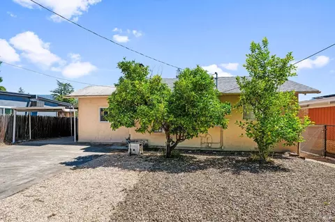436 Charles St, Cloverdale, CA 95425