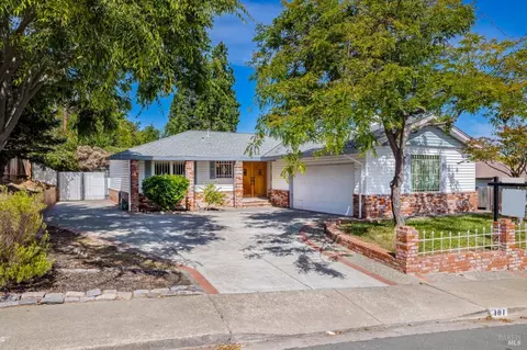 401 Rollingwood Dr, Vallejo, CA 94591