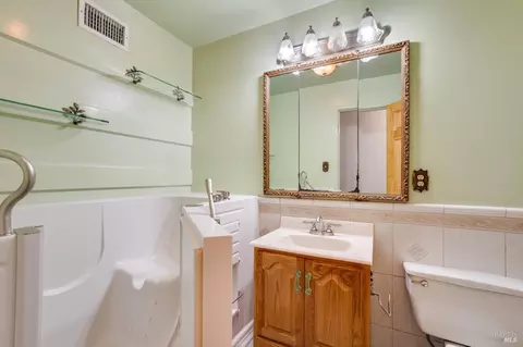 401 Rollingwood Dr, Vallejo, CA 94591 photo 24