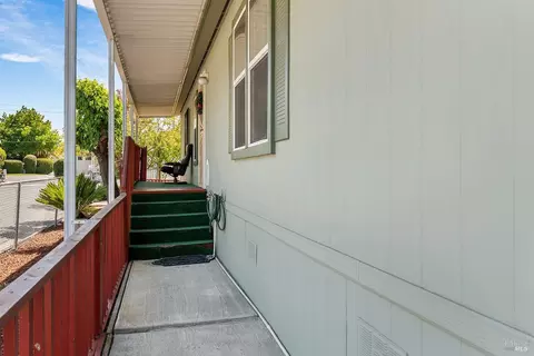 182 Jason St, Windsor, CA 95492 photo 6