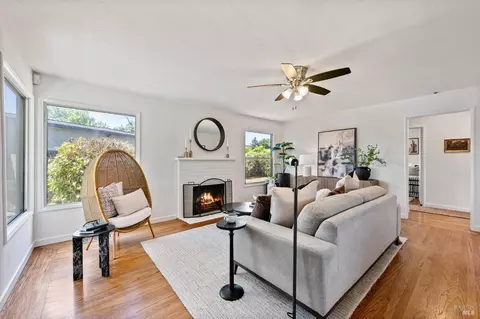 751 Plaza Amapola, Novato, CA 94947