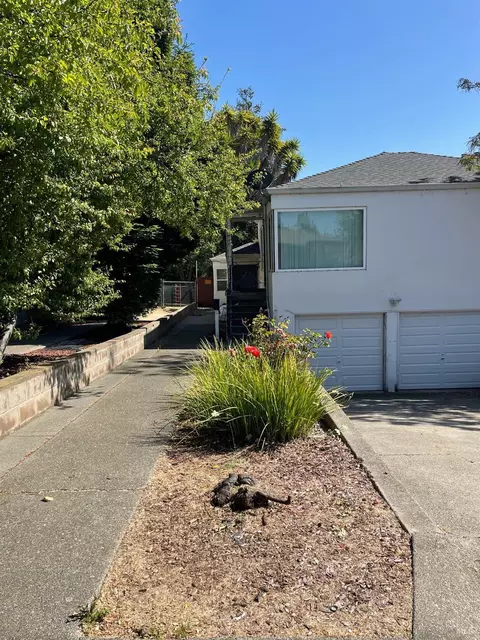 Exterior - 419 Nevada St, Vallejo, CA 94590 photo 3 of 4