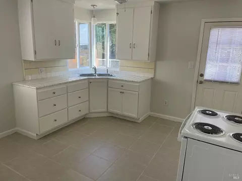 Kitchen - 419 Nevada St, Vallejo, CA 94590 photo 1 of 3