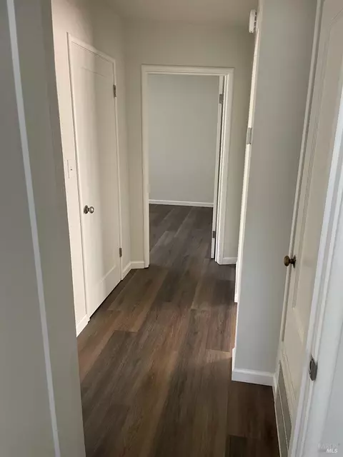 Entry Way - 419 Nevada St, Vallejo, CA 94590 photo 2 of 2