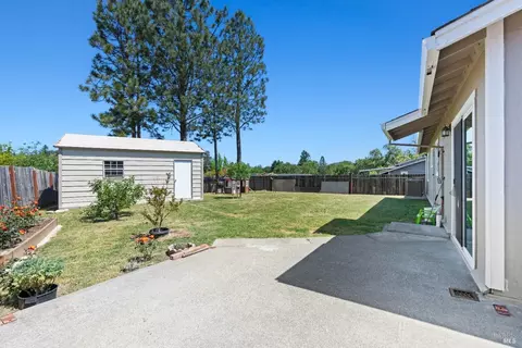 90 Nancy Ln, Willits, CA 95490 photo 17