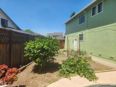 9498 Jessica Dr, Windsor, CA 95492 photo 19