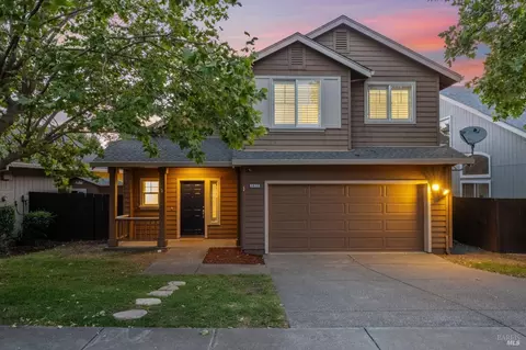 1413 Snowy Cloud Way, Santa Rosa, CA 95409