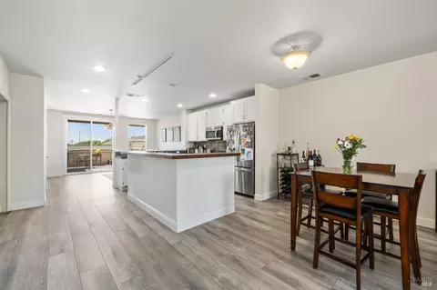 852 Mcclelland Dr, Windsor, CA 95492 photo 14