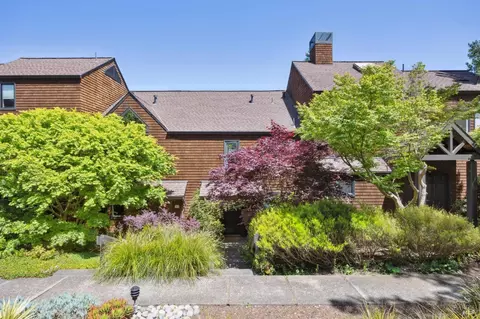 302 Donahue St, Sausalito, CA 94965