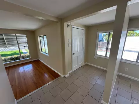 112 Mayo Ave, Vallejo, CA 94590 photo 10