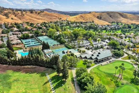View/Area - 2425 Peninsula Ct, Fairfield, CA 94534 photo 10 of 10