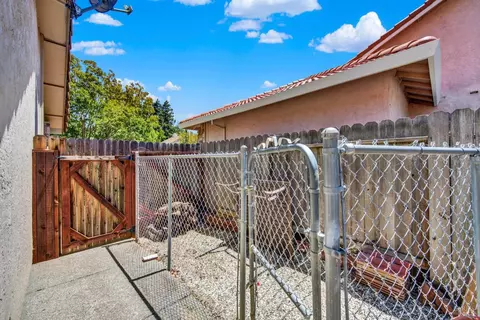 Exterior - 2425 Peninsula Ct, Fairfield, CA 94534 photo 24 of 24