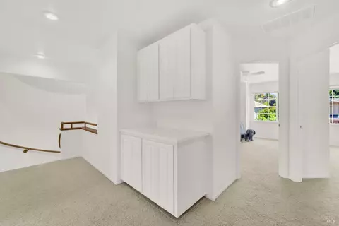 Entry Way - 2425 Peninsula Ct, Fairfield, CA 94534 photo 7 of 8