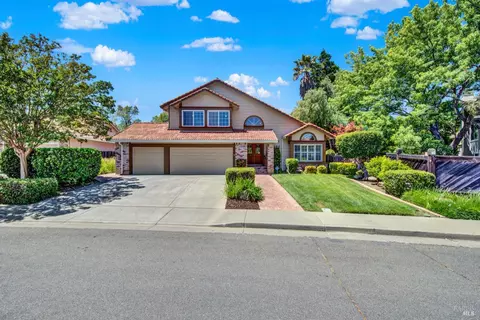 Exterior - 2425 Peninsula Ct, Fairfield, CA 94534 photo 5 of 24