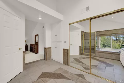 Entry Way - 2425 Peninsula Ct, Fairfield, CA 94534 photo 8 of 8