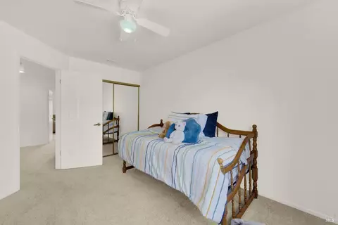 Bedroom - 2425 Peninsula Ct, Fairfield, CA 94534 photo 5 of 11
