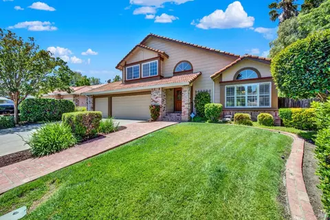 Exterior - 2425 Peninsula Ct, Fairfield, CA 94534 photo 2 of 24