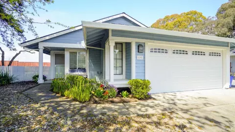 137 Compass Ct, Vallejo, CA 94590